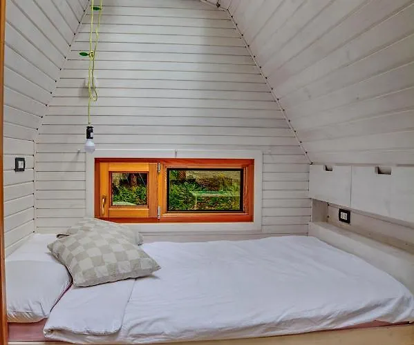 Kamp Koren アパート *